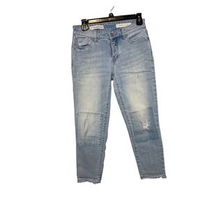 Anthropologie Pilcro and the Letterpress Crop Distressed Patch Jeans
